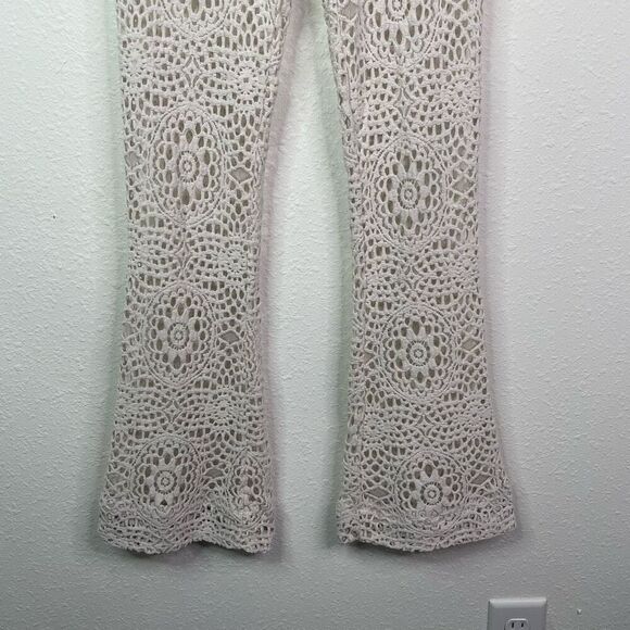 TopShop Cream Crochet Sheer Euro Summer Flare Leg Open Knit Flare Pants Sz US 4 - Picture 3 of 10
